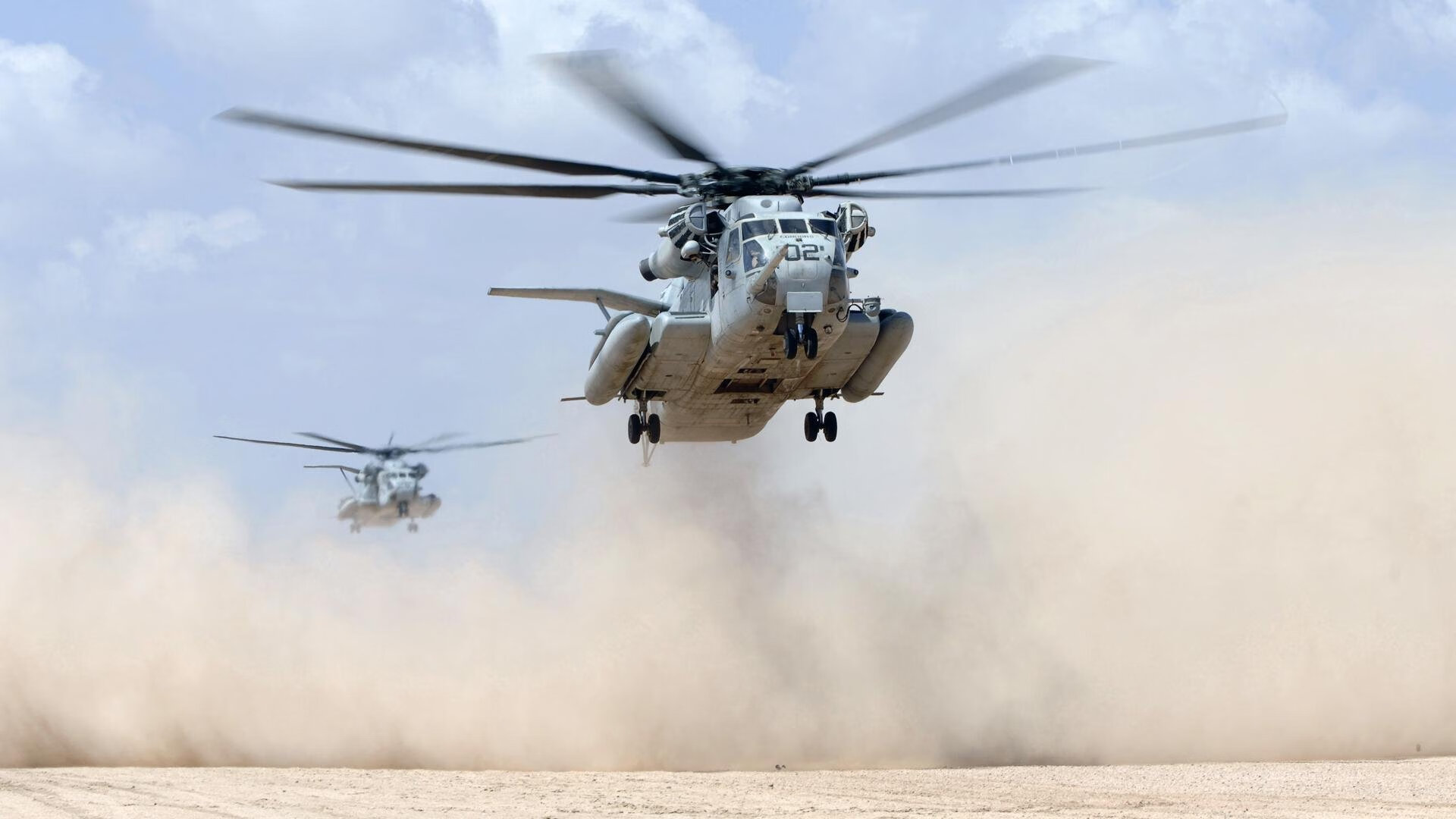 WRC瑞典雪地挑战:白雪皑皑中的速度极限,瑞典雪地罩衣