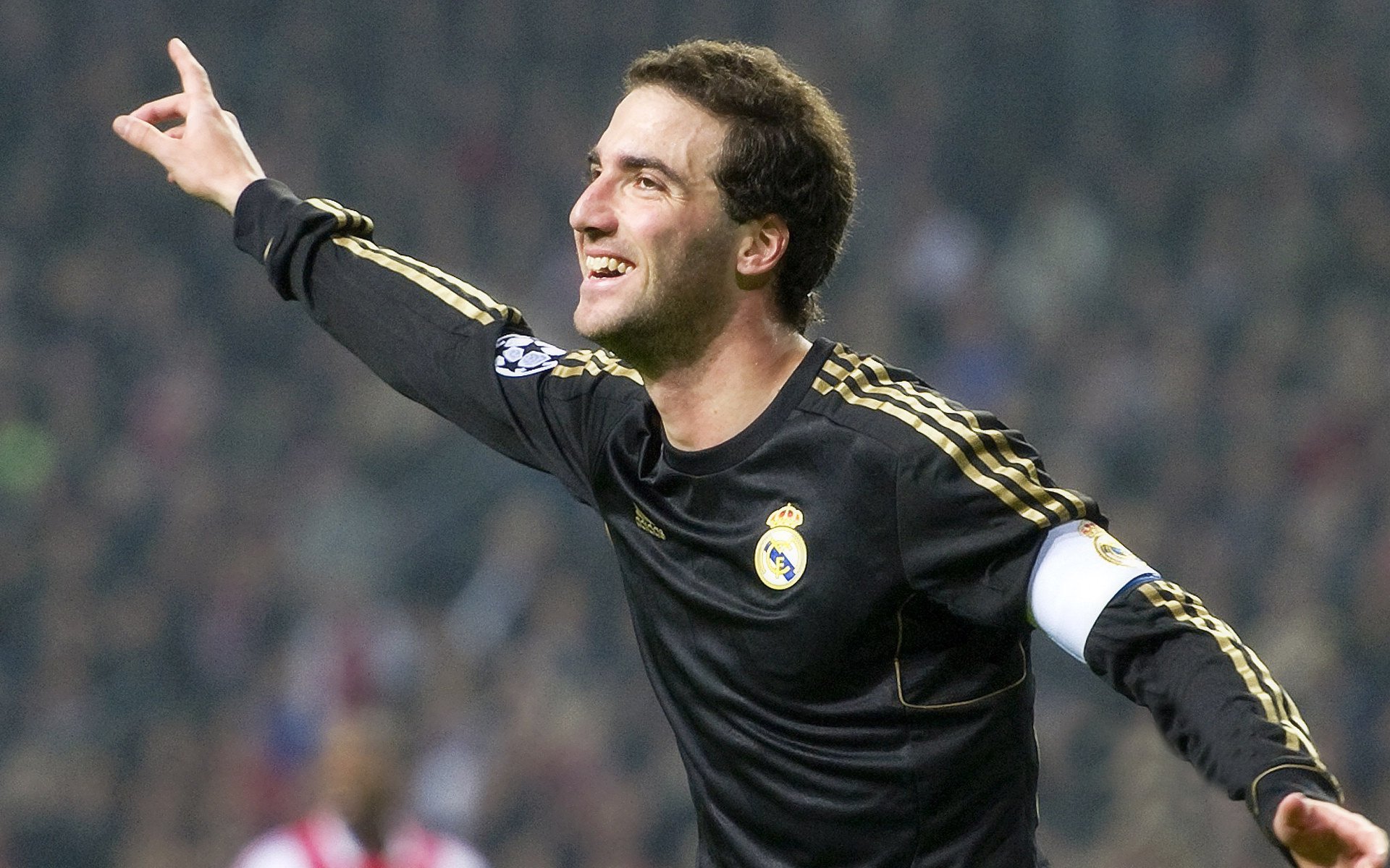 诺埃·庞蒂赛后感谢团队支持，庞蒂克菲耶罗